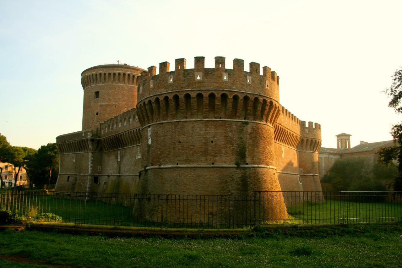Open Space On The Sea Of Rome !:) Leilighet Lido di Ostia Eksteriør bilde
